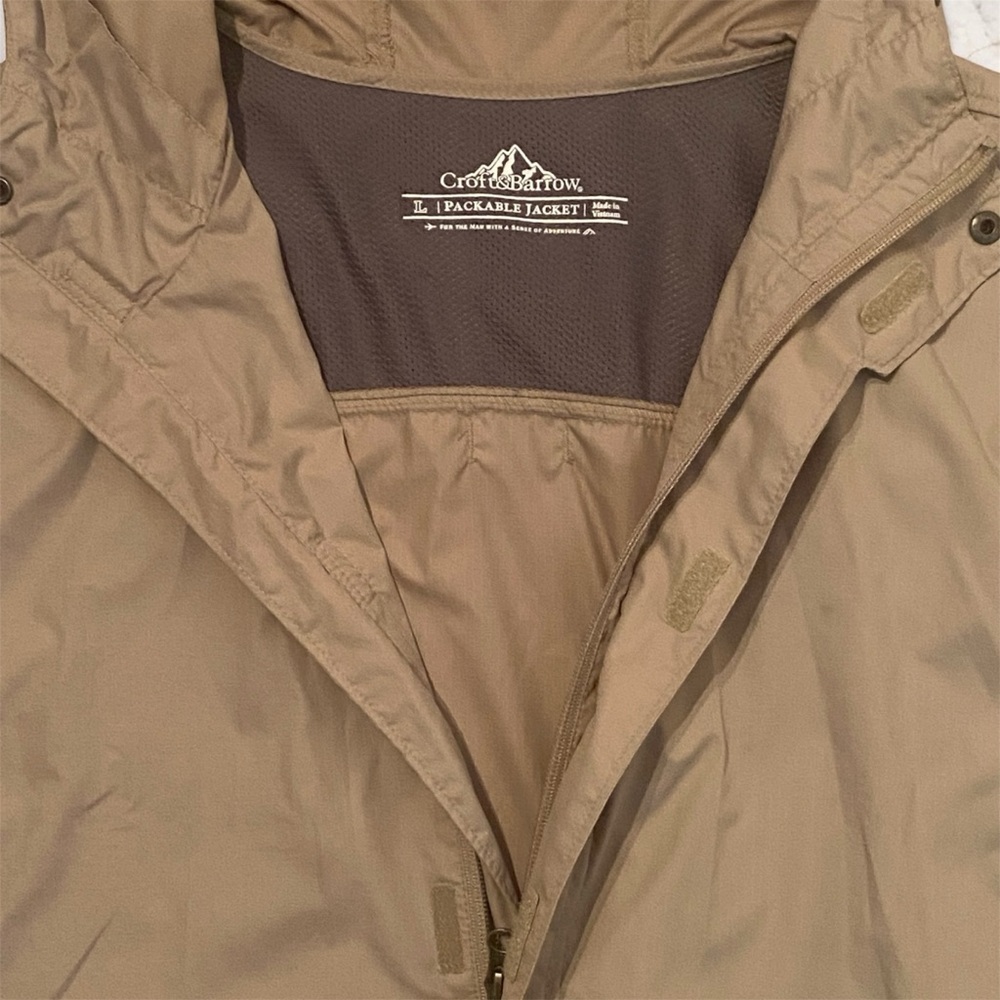Men's Tan Hooded packable, jacket made by Croft and Barrow.